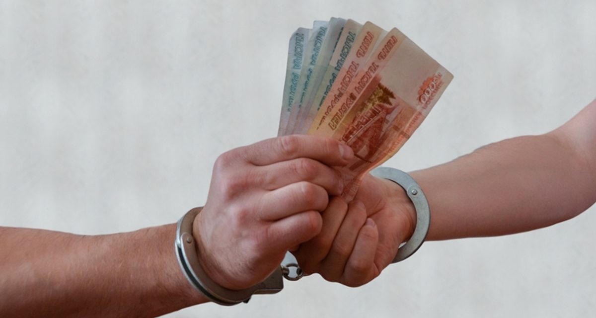 Мошенники отправили к смоленскому студенту девушку за миллионом — её нашли